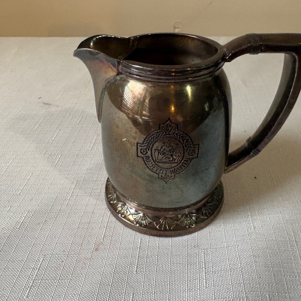 International Silver Co Roosevelt Hospital Silver Soldered 4oz Creamer 05044